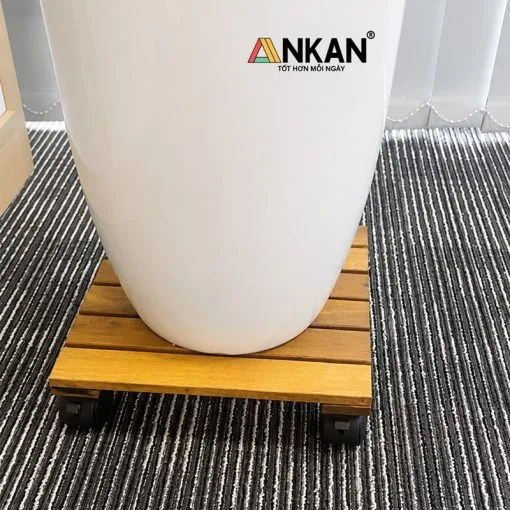 Alternative view of Kệ Để Chậu Cây Có Bánh Xe Màu Vàng Hình Vuông 30cm