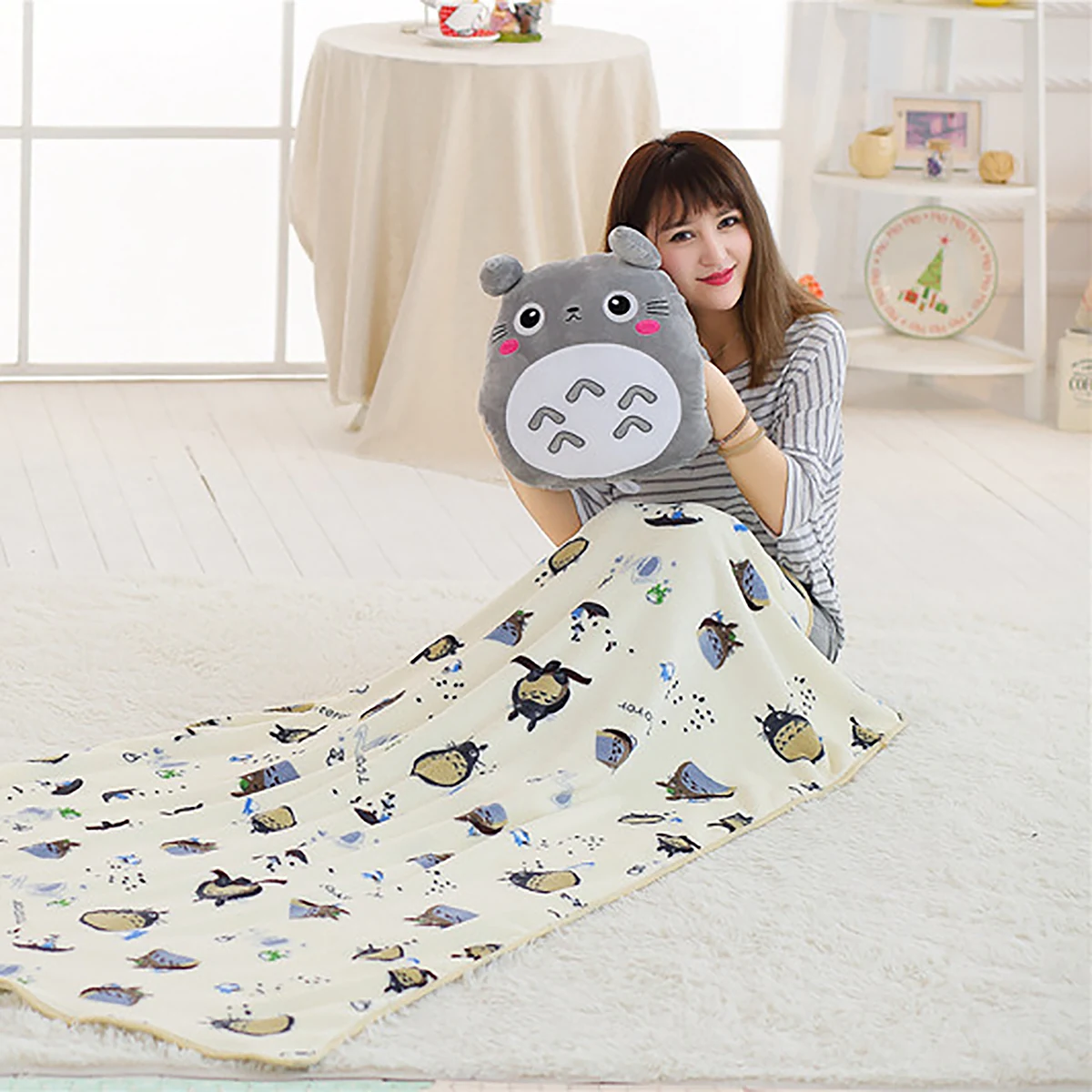Bộ Chăn Gối Văn Phòng Hình Thú TOTORO Màu Xám 18 Ưu điểm Bộ Chăn Gối Văn Phòng Hình Thú TOTORO Màu Xám