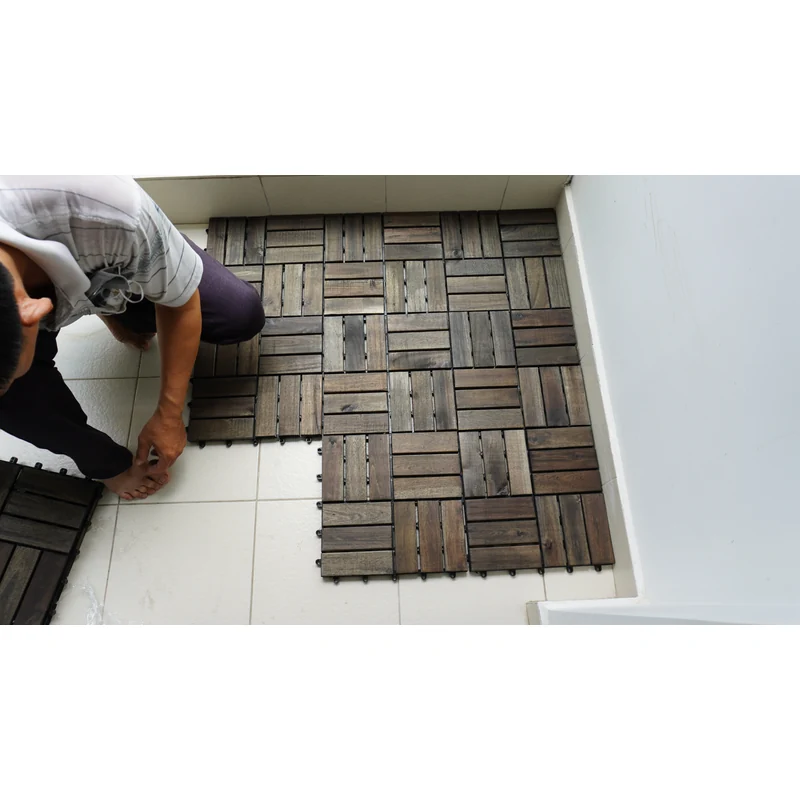 Vỉ gỗ màu đen trong ảnh lắp đặt thực tế từ kho ANKAN.