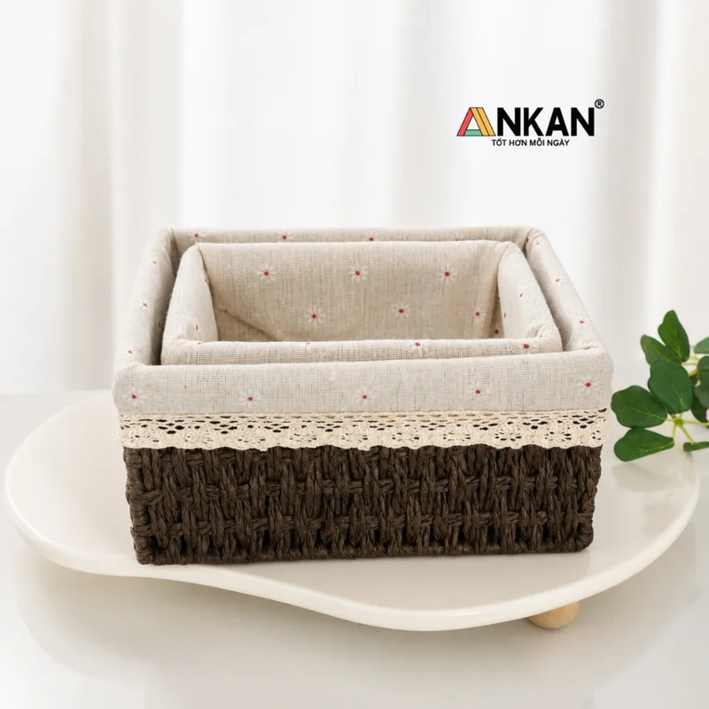 Giỏ Nâu Lót Vải Hoa Cúc ANKAN 5 Ảnh thực tế Giỏ Nâu Lót Vải Hoa Cúc ANKAN - góc 4