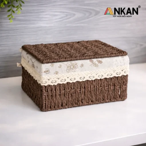 Giỏ nâu có nắp nhìn bên ngoài